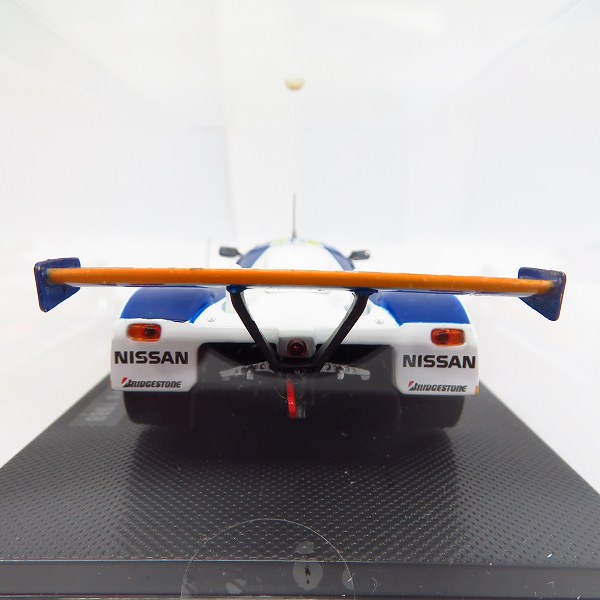 実際に弊社で買取させて頂いたEBBRO/エブロ 1/43スケール CALSONIC NISSAN/カルソニック 日産 R88C  Le MAN's 1988 WHITE/BLUE ミニカーの画像 4枚目