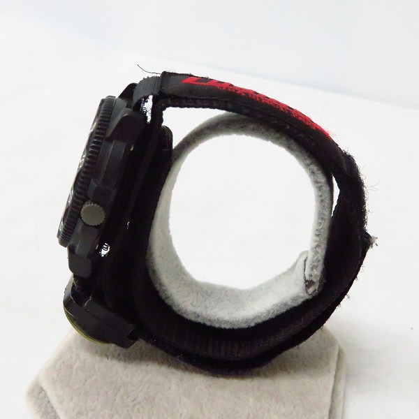実際に弊社で買取させて頂いたLUMINOX/ルミノックス ネイビーシールズ SERIES3000 クォーツ【動作未確認】の画像 1枚目