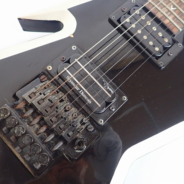 実際に弊社で買取させて頂いた★【難あり】Dean/ディーン DIME Razorback 変形エレキギターの画像 5枚目