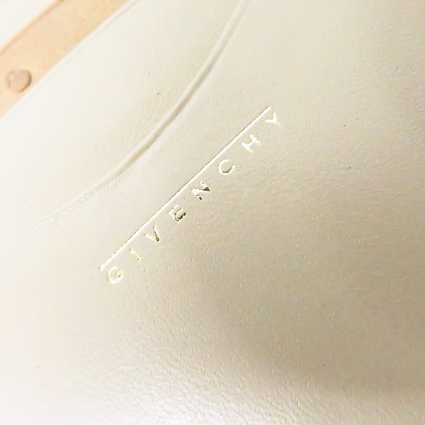 実際に弊社で買取させて頂いたGIVENCHY/ジバンシィ オーストリッチ型押し/がま口 三つ折り財布の画像 4枚目