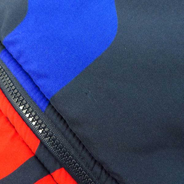 実際に弊社で買取させて頂いたFILA/フィラ ロゴ総柄 リバーシブル ジップアップブルゾン Lの画像 8枚目