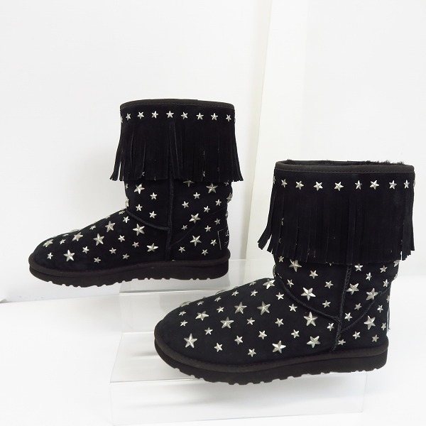 実際に弊社で買取させて頂いたUGG×JIMMY CHOO/アグ×ジミーチュウ フリンジ スタッズ ムートンブーツ ブラック F23010H/ 26.0 の画像 3枚目