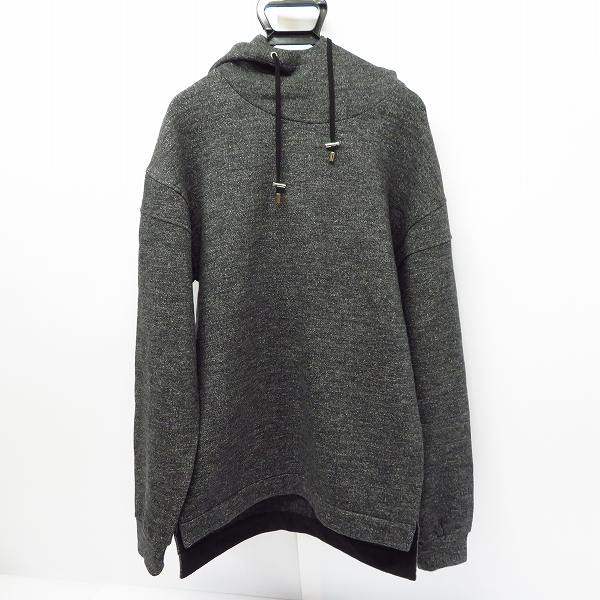 実際に弊社で買取させて頂いたBALMAIN/バルマン 17AW ウール 長袖プルオーバーパーカー W7H6103J071/XS