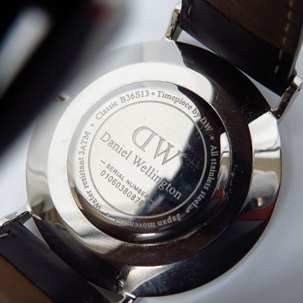 実際に弊社で買取させて頂いたDaniel Wellington/ダニエルウェリントン レザーベルト クォーツ/ウォッチ/腕時計 B36S13の画像 3枚目