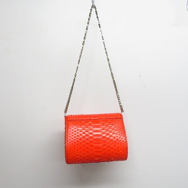 実際に弊社で買取させて頂いたGIVENCHY/ジバンシー パイソンレザー ショルダーバッグ/ポーチの画像 1枚目