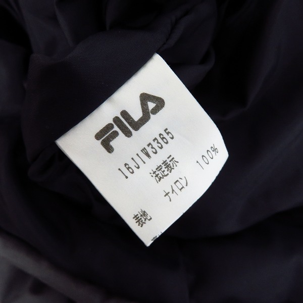 実際に弊社で買取させて頂いた【未使用】FILA/フィラ 襟リブ ナイロンジャケット グレー size：Mの画像 3枚目
