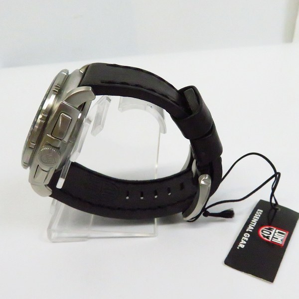 実際に弊社で買取させて頂いたLUMINOX/ルミノックス P-38 LIGHTNING VALJOUX CHRONOGRAPH 9460 ライトニング オートマチック/自動巻き Ref.9461の画像 1枚目