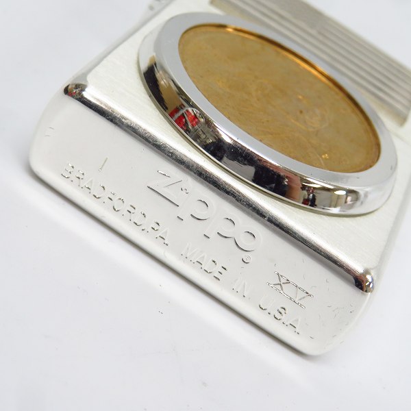 実際に弊社で買取させて頂いたZIPPO/ジッポー LIBERTY IN GOD WE TRUST 2000 コイン貼り 1999年製の画像 3枚目