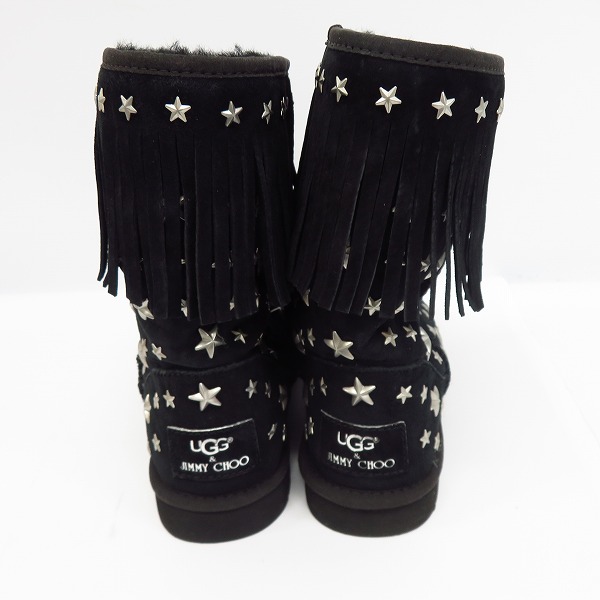 実際に弊社で買取させて頂いたUGG×JIMMY CHOO/アグ×ジミーチュウ フリンジ スタッズ ムートンブーツ ブラック F23010H/ 26.0 の画像 1枚目