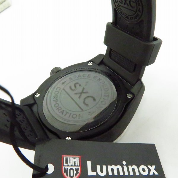 実際に弊社で買取させて頂いた【未使用】LUMINOX/ルミノックス SXC PC CARBON GMT 5020 SERIES/PCカーボン クォーツ/腕時計/ウォッチ Ref.5027 XSの画像 3枚目