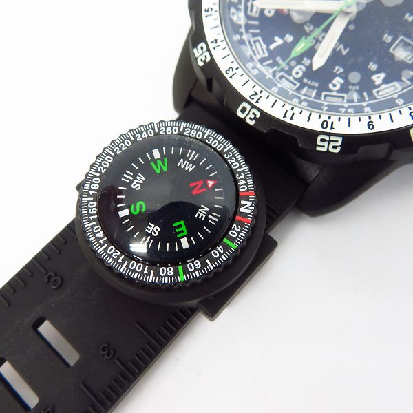 実際に弊社で買取させて頂いた【未使用】LUMINOX/ルミノックス Recon/リーコン Nav Spc 8830 Series クォーツ腕時計/ウォッチ Ref.8831の画像 5枚目