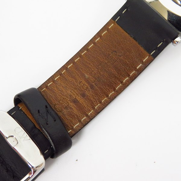 実際に弊社で買取させて頂いたDaniel Wellington/ダニエルウェリントン レザーベルト クォーツ/ウォッチ/腕時計 B36S13の画像 5枚目
