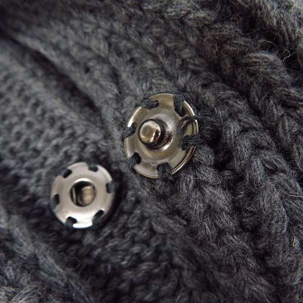 実際に弊社で買取させて頂いたBARNEYS NEW YORK/バーニーズニューヨーク 肉厚 ニット ダッフルコート/52の画像 5枚目