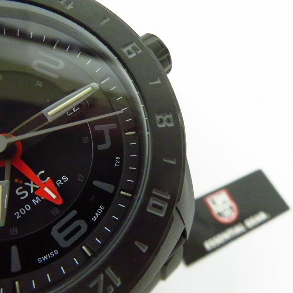 実際に弊社で買取させて頂いたLUMINOX/ルミノックス SXC PC CARBON GMT 5020 SERIES/SERIES/PCカーボン クォーツ/腕時計/ウォッチ Ref.5021 GN XSの画像 4枚目
