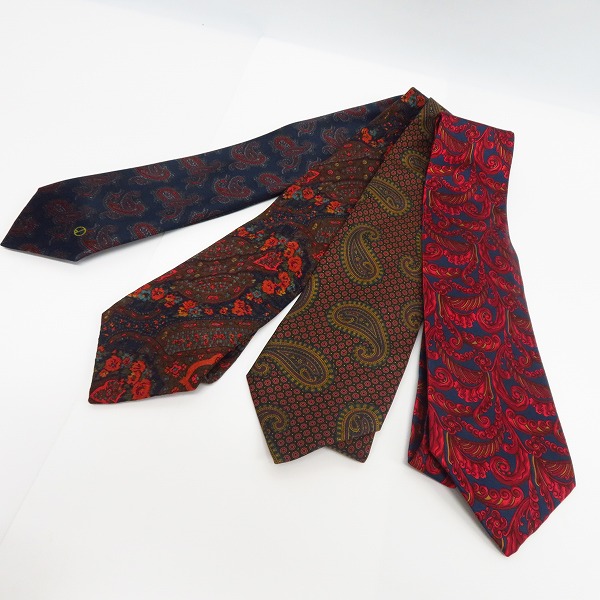 実際に弊社で買取させて頂いたランバン/ダンヒル/クリスチャンディオール ベイズリー柄ネクタイ 4点セット