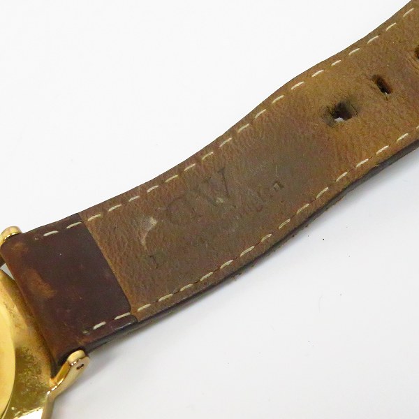 実際に弊社で買取させて頂いたDaniel Wellington/ダニエルウェリントン レザーベルト クォーツ/腕時計/ウォッチ B36R11の画像 4枚目