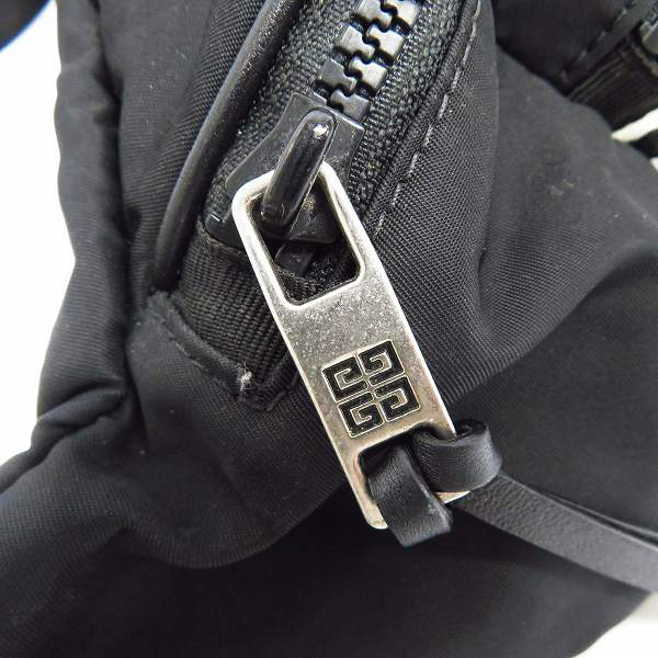 実際に弊社で買取させて頂いたGIVENCHY/ジバンシィ 4G コントラストロゴ デザイン ボディバッグ/バムバッグの画像 8枚目