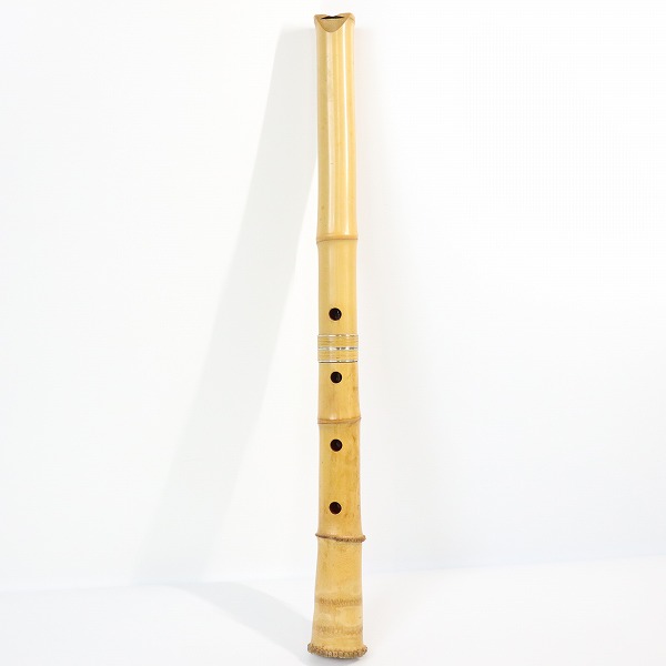 実際に弊社で買取させて頂いた尺八 琴古流 尺八 和楽器 銀三線 藤巻 約57.5cm 補修有りの画像 1枚目