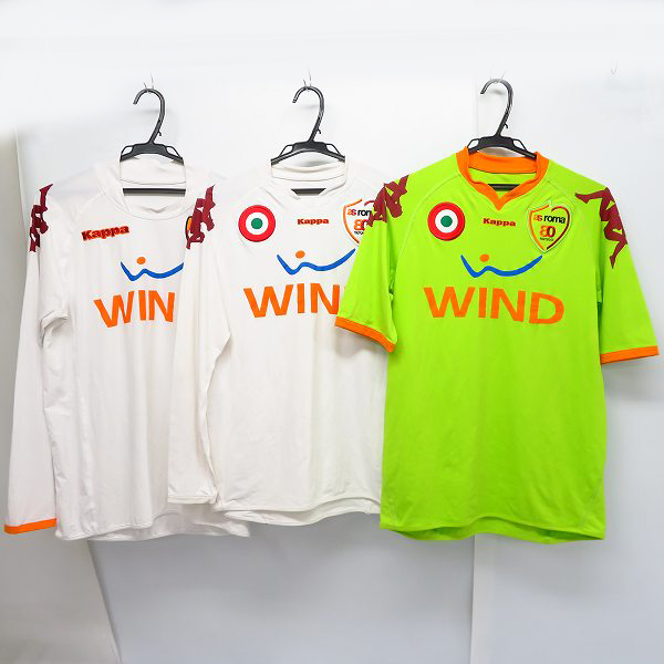 実際に弊社で買取させて頂いたKappa/カッパ AS ROMA/ASローマ 80周年記念など 半袖/長袖ユニフォーム 3点セット