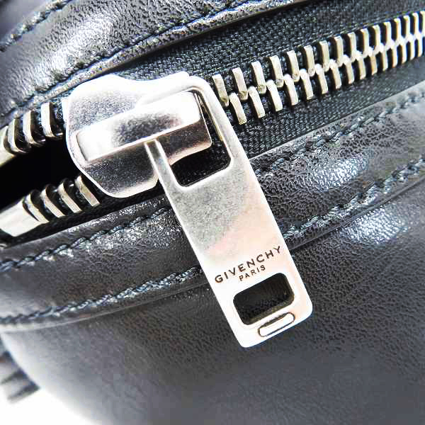 実際に弊社で買取させて頂いたGIVENCHY/ジバンシィ 19SS ロゴプレート レザー ボディバッグ/バムバッグの画像 7枚目