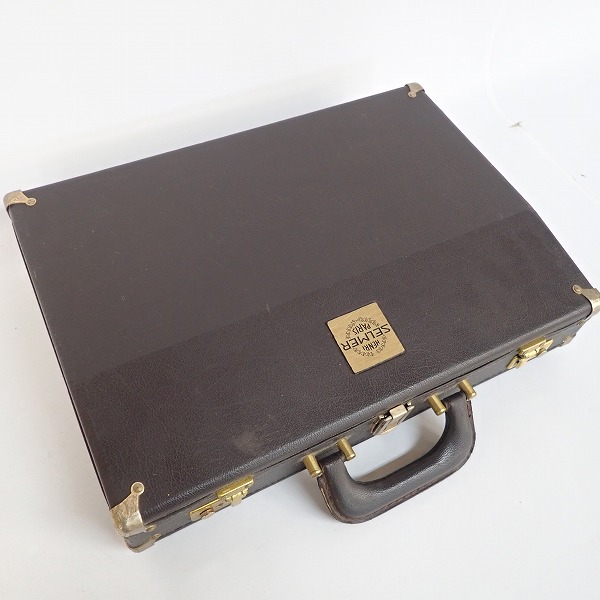 実際に弊社で買取させて頂いた【難あり】SELMER/セルマー 10G クラリネット ハードケース付の画像 9枚目