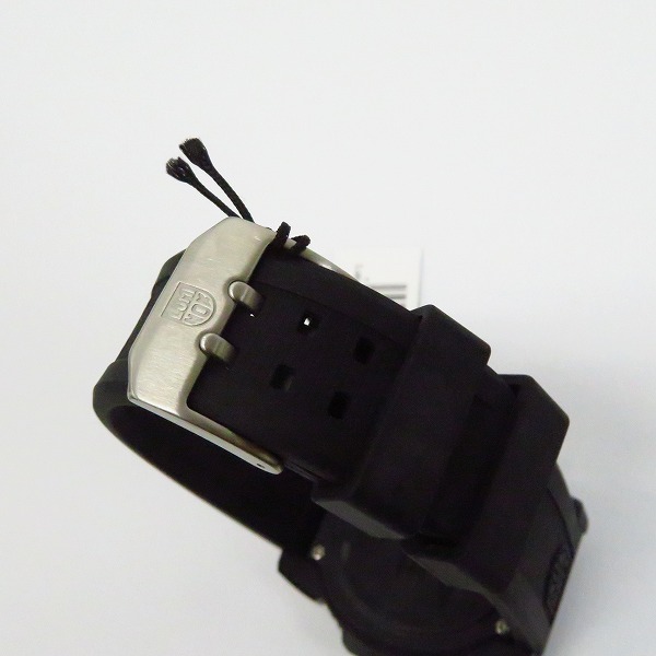 実際に弊社で買取させて頂いたLUMINOX/ルミノックス 限定品 クロノグラフ 赤針 RED HAND SERIES/Ref.3081 RH ウォッチ/腕時計の画像 2枚目