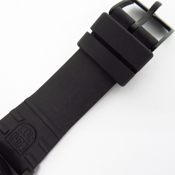 実際に弊社で買取させて頂いたLUMINOX/ルミノックス レザーバックシータートル 0300シリーズ アナログ ラバー 0300-1GBｑ H-3LX【動作未確認】の画像 5枚目