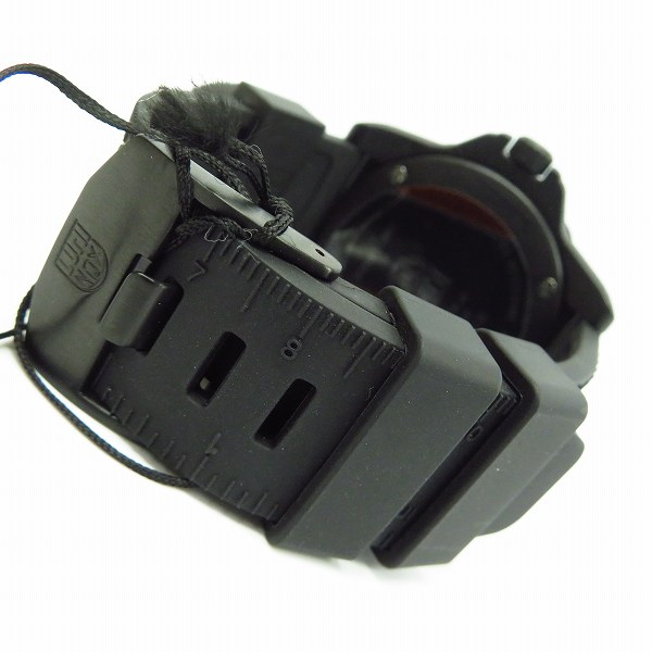 実際に弊社で買取させて頂いたLUMINOX/ルミノックス Recon/リーコン Nav Spc 8830 Series クォーツ腕時計/ウォッチ Ref.8831の画像 2枚目