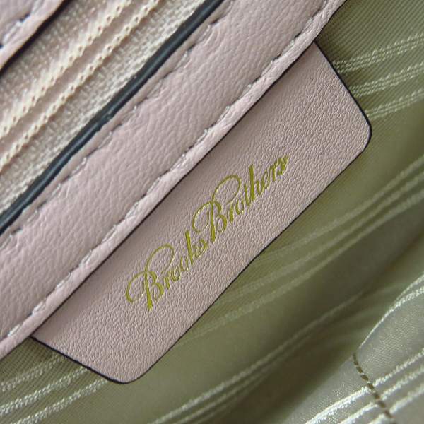 実際に弊社で買取させて頂いたBROOKS BROTHERS/ブルックスブラザーズ キルティング レザー チェーンミニショルダーバッグの画像 5枚目