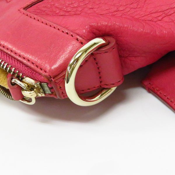 実際に弊社で買取させて頂いた【ショルダー欠品】JIMMY CHOO/ジミーチュウ 鍵チャーム付き ロゴ入り レザー2wayトートバッグの画像 7枚目