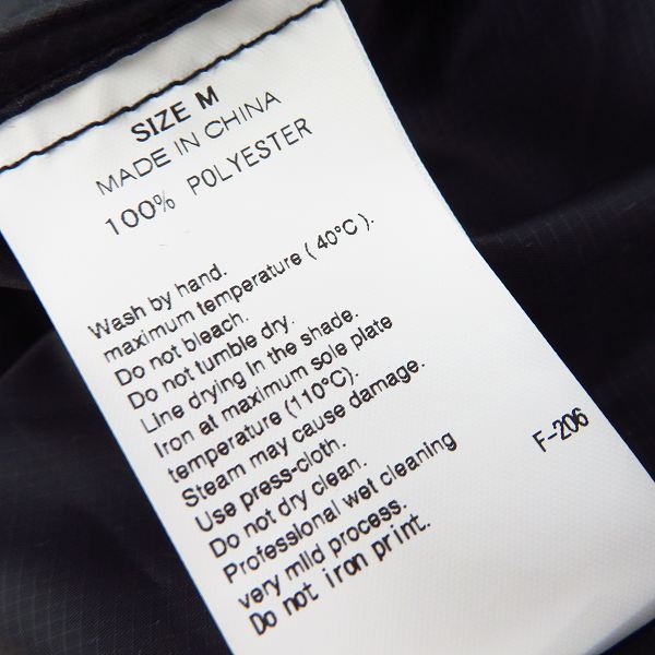 実際に弊社で買取させて頂いたTHE CONVENI×fragment design/ザコンビニ×フラグメント 19AW PACKABLE HOODIE ジャケット PUL-29000-C/Mの画像 2枚目