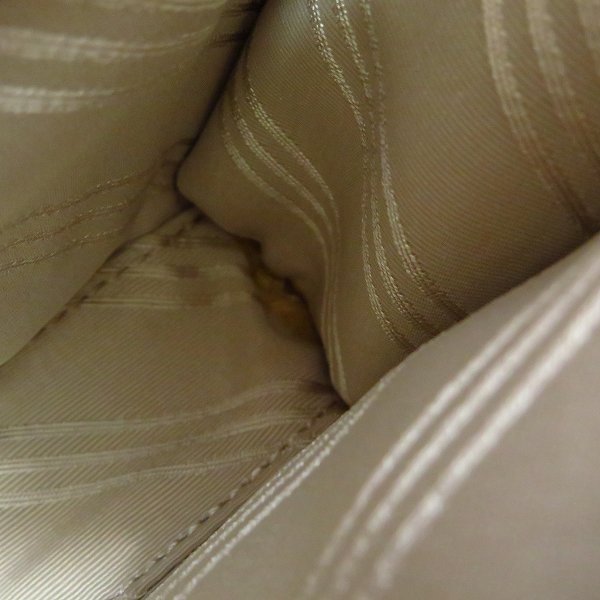 実際に弊社で買取させて頂いたBROOKS BROTHERS/ブルックスブラザーズ キルティング レザー チェーンミニショルダーバッグの画像 6枚目