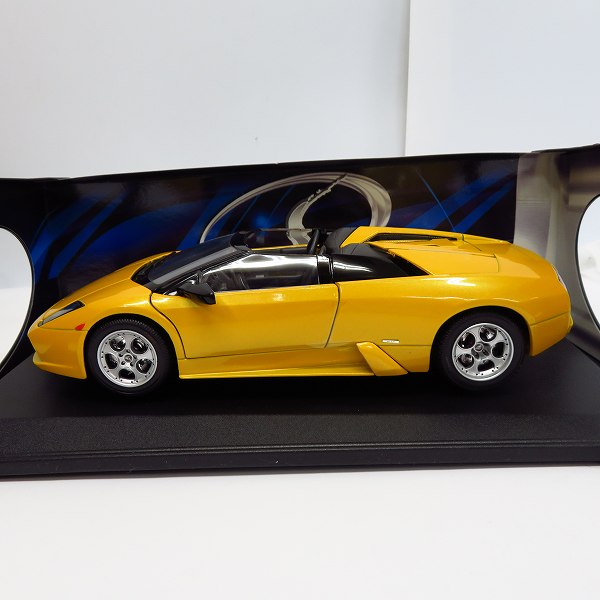実際に弊社で買取させて頂いたMaisto/マイスト 1/18 Lamborghini Murcielago Roadster/ランボルギーニ ムルシエラゴ ロードスター イエローの画像 1枚目