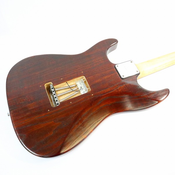 実際に弊社で買取させて頂いた★Bacchus/バッカス 型番不明 S-S-H エレキギターの画像 8枚目