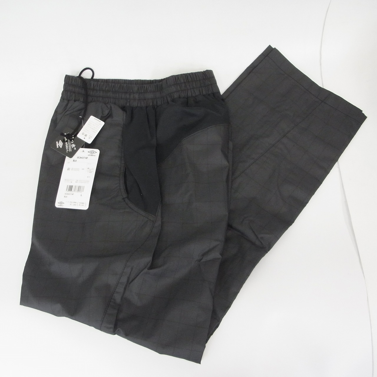 実際に弊社で買取させて頂いた【未使用/おまとめ品】UMBRO/アンブロ Hummel/ヒュンメル ジャケット/パンツ/Tシャツ セットアップ等 M/L/O/XOの画像 3枚目