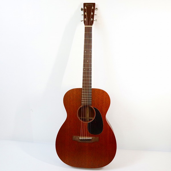 実際に弊社で買取させて頂いた★美品 Martin/マーティン 00-15M オールマホガニーボディ アコースティックギター ハードケース付きの画像 1枚目