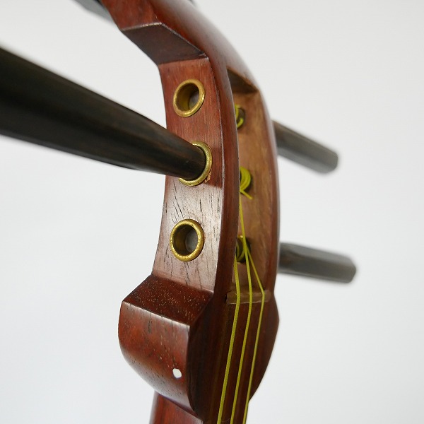 実際に弊社で買取させて頂いた★胡弓 丸打胴 和楽器 弓/駒/ハードケース付きの画像 5枚目