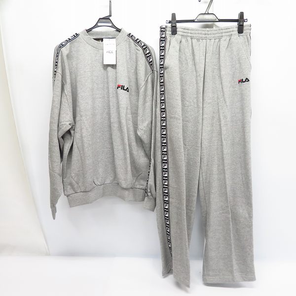 実際に弊社で買取させて頂いた【未使用】FILA/フィラ ロゴライン スウェット/スエット トレーナー/パンツ グレー系 Size：XL 2点セット