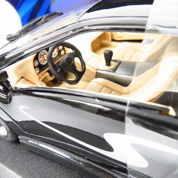 実際に弊社で買取させて頂いたMaisto/マイスト 1/18 Lamborghini Diablo SV/ランボルギーニ ディアブロ SVの画像 5枚目