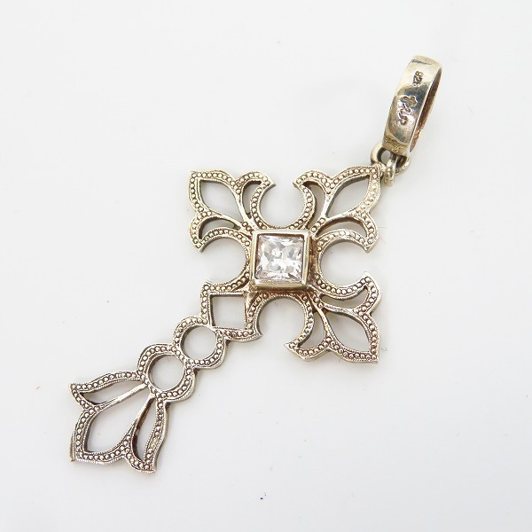 実際に弊社で買取させて頂いたLoree Rodkin/ローリーロドキン ストーンセット クロス ネックレス ペンダントトップ