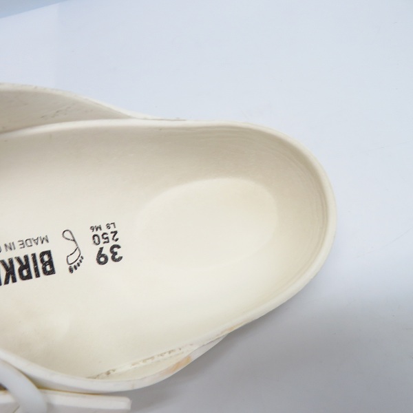実際に弊社で買取させて頂いたBIRKENSTOCK/ビルケンシュトック サンダル ホワイト  25.0の画像 4枚目