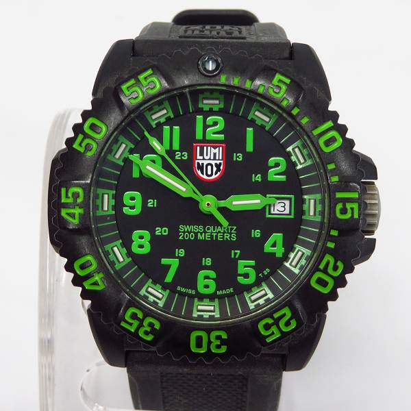実際に弊社で買取させて頂いたLUMINOX/ルミノックス 腕時計ネイビーシールズ 黒/緑 3050/3950【動作未確認】