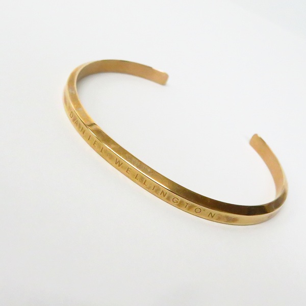 実際に弊社で買取させて頂いたDaniel Wellington/ダニエルウェリントン Classic Cuff バングル