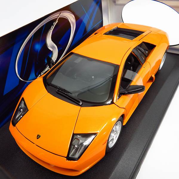 実際に弊社で買取させて頂いたMaisto/マイスト 1/18 Lamborghini Murcielago Roadster/ランボルギーニ ムルシエラゴ オレンジ