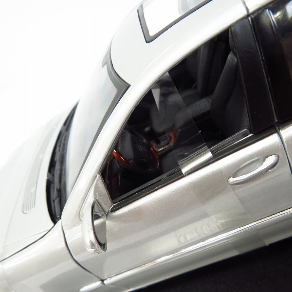 実際に弊社で買取させて頂いたMaisto/マイスト ディーラー別注 1/18 Mercedes-Benz S-Klasse Edition S/メルセデスベンツ Sクラスの画像 5枚目