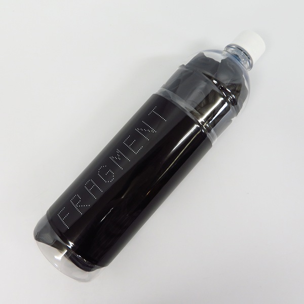 実際に弊社で買取させて頂いたTHE CONVENI×fragment design/ザコンビニ×フラグメント 19AW PACKABLE HOODIE ジャケット PUL-29000-C/Mの画像 7枚目