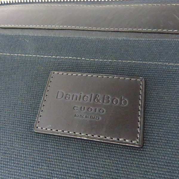 実際に弊社で買取させて頂いたDaniel&Bob/ダニエル＆ボブ クラッチバッグ レザー ラウンドジップ ネイビーの画像 4枚目