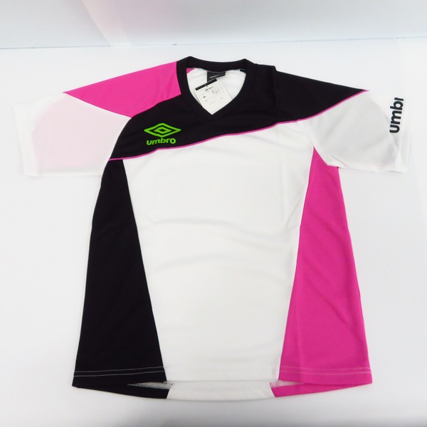 実際に弊社で買取させて頂いた【未使用】hummel/ヒュンメル UMBRO/アンブロ ジュニア プラクティスシャツ Tシャツ/タンクトップ 130～160 おまとめ15点以上の画像 1枚目