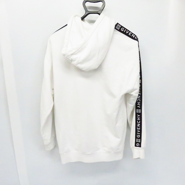 実際に弊社で買取させて頂いた【JPタグ】GIVENCHY/ジバンシィ 袖ロゴプリント プルオーバーパーカー BMJ02K30AF/XSの画像 1枚目