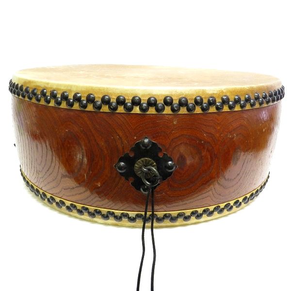 実際に弊社で買取させて頂いた★平太鼓 和太鼓 和楽器 約1尺8寸 台座付の画像 2枚目